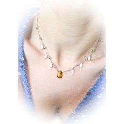 Collier argenté en nacre et oeil de tigre - acier inoxydable - ci nature